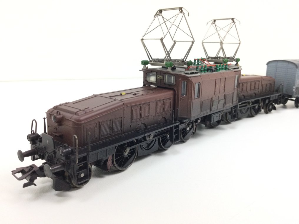 Märklin H0 - 26591 - Set di treni (1) - Set limitato 'Svizzera' con weathering Ce 6/8 III 'Krokodil' con sound ampliato. - SBB-CFF #1.0