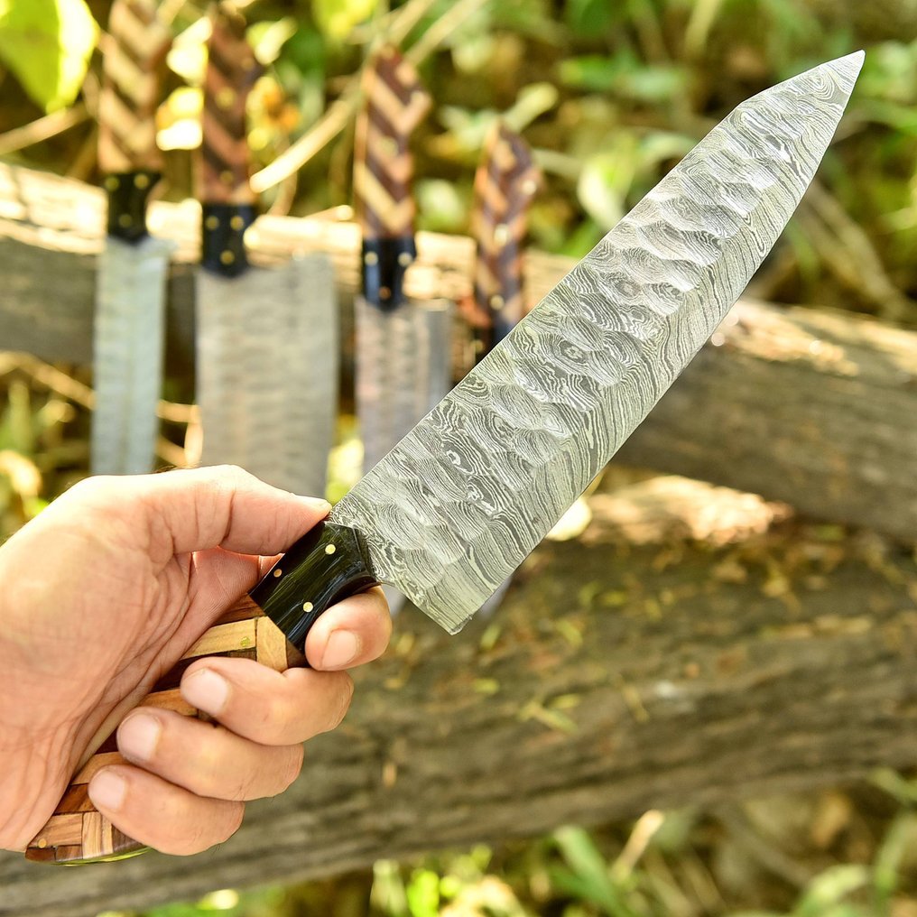 廚刀 - Chef's knife - 折叠钢、橄榄木、木材与树脂 - 北美 #3.2