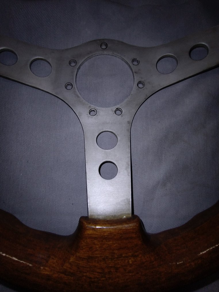 Parte di auto (1) - made in Italy - volante in legno - 1970-1980 #1.0