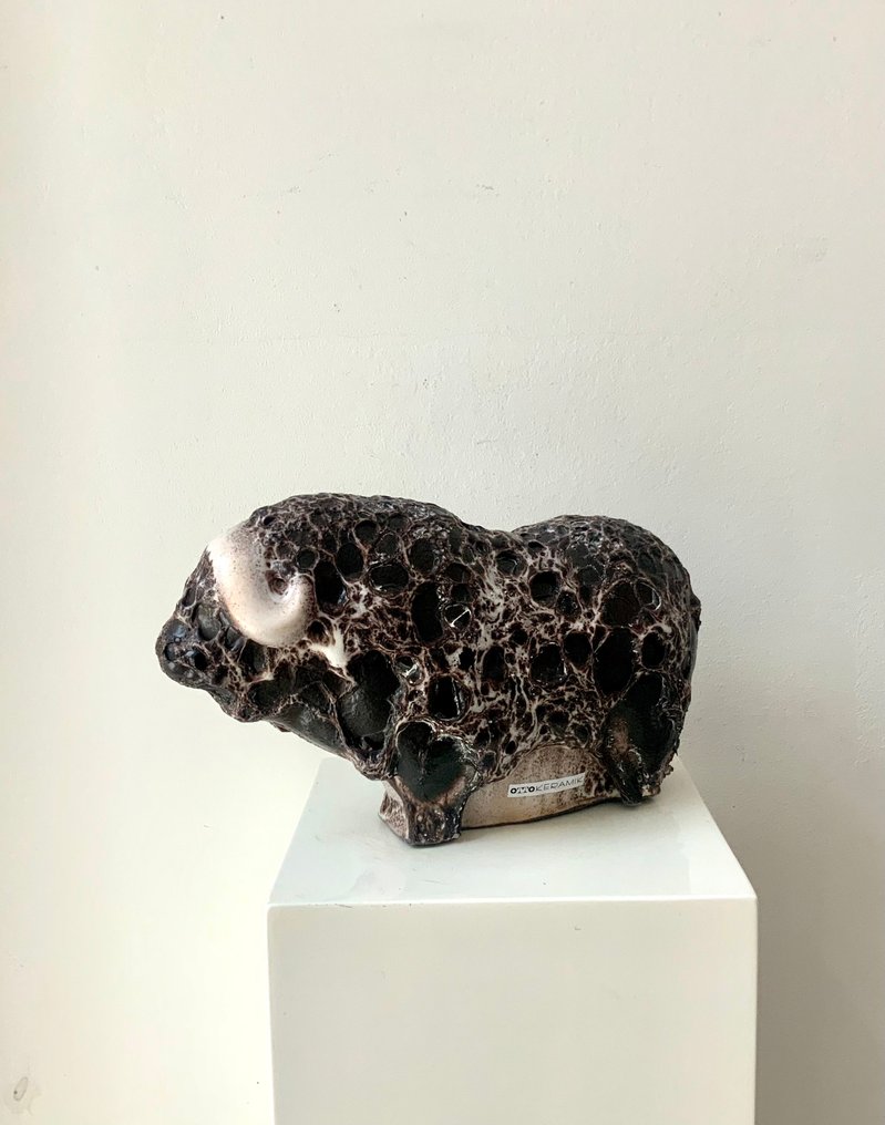 Otto Keramik - Kurt Tschörner - Sculpture, FAT Lava Stier - 20 cm - Ceramic #1.0