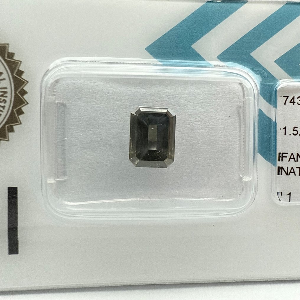 没有保留价 - 1 pcs 钻石  (天然色彩的)  - 1.52 ct - 祖母绿 - Fancy dark 稍帶綠色的 灰色 - I1 内含一级 - 国际宝石研究院（IGI） #3.2