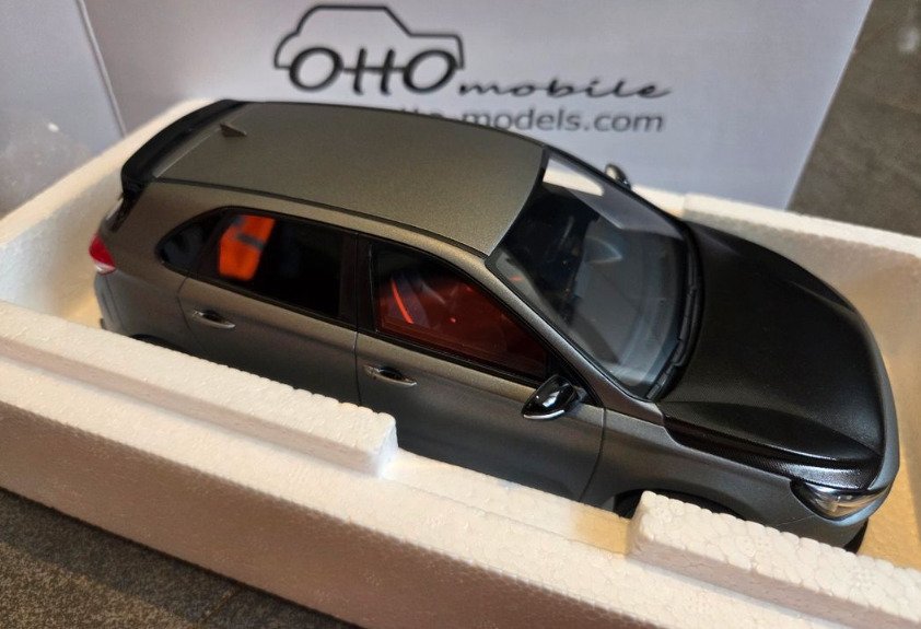 Otto Mobile 1:18 - 模型車  (3000) - Hyundai i30 N Project C Shooting Star Met 2017 #4.3