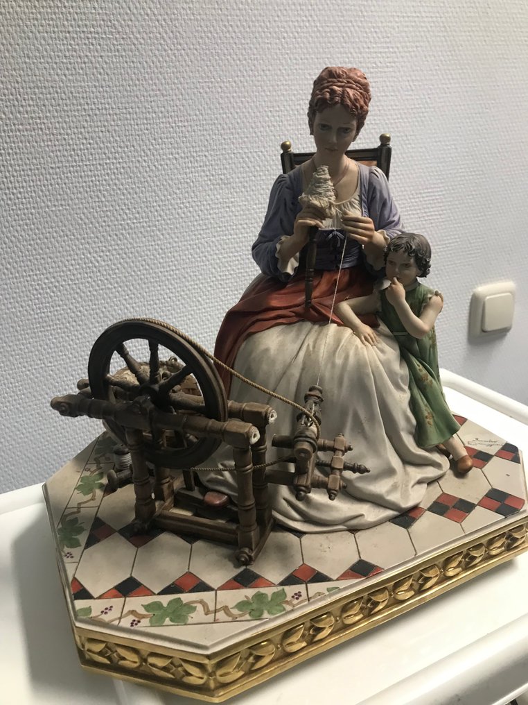 Capodimonte - Figurine - Het Spinnewiel - Porcelain #1.0
