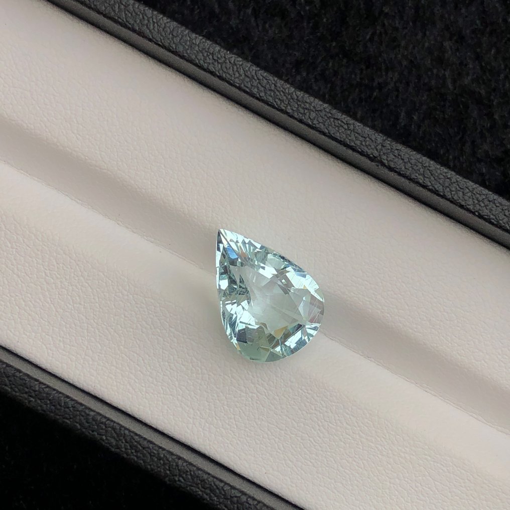 χωρίς τιμή ασφαλείας - 1 pcs  Μπλε, Πράσινο Ακουαμαρίνης  - 5.91 ct - International Gemological Institute (IGI) #3.2