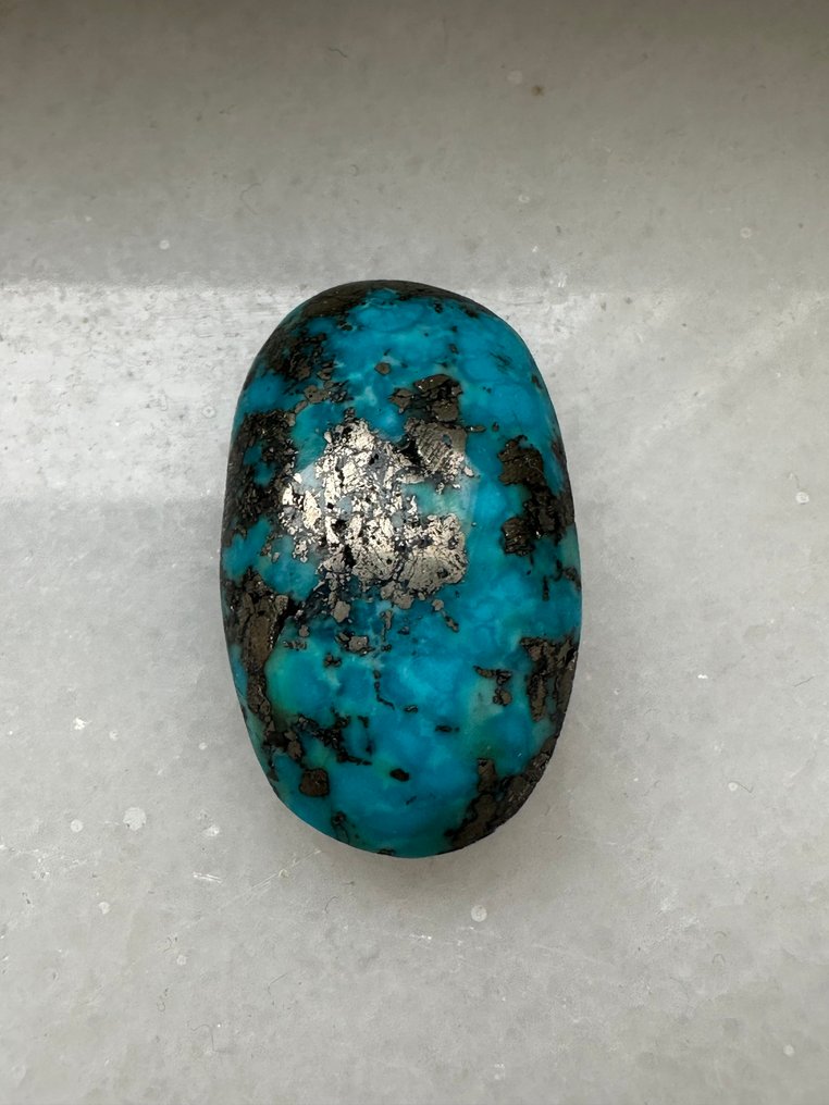 Turquoise Real Gem! Top Color Neishabour Turquoise 43,85 Ct. Large Wonderful Piece. Gem Quality! - Height: 30 mm - Width: 18 mm- 8.77 g #1.0