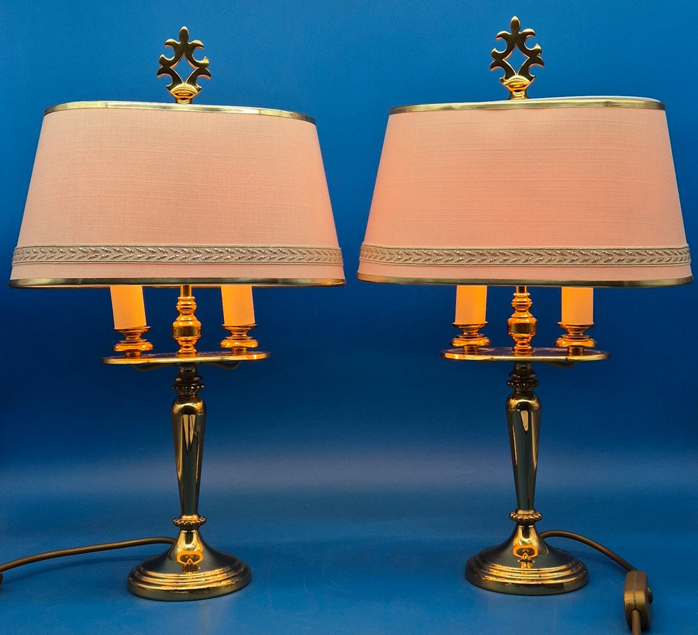 Paar Tischlampen – Messing, dreiflammig, Stoffschirm mit Borte - Lamp - Brass #1.0