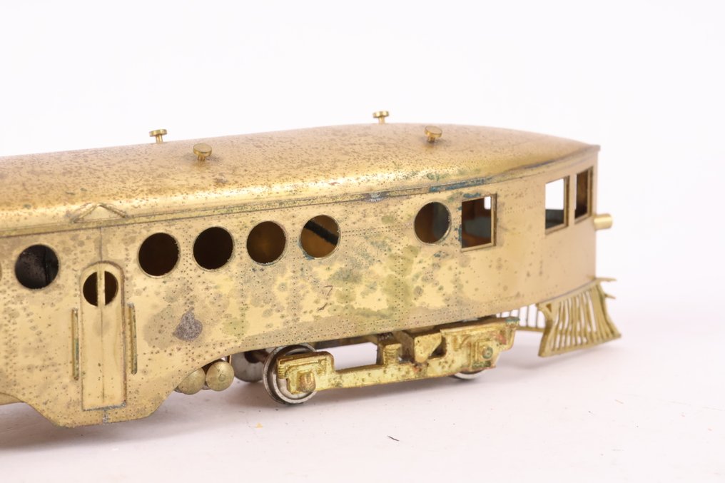 Ken Kidder H0轨 - 火车单元 (1) - 55英尺的McKeen机车，无喷漆，模型混乱 - unlettered #4.3