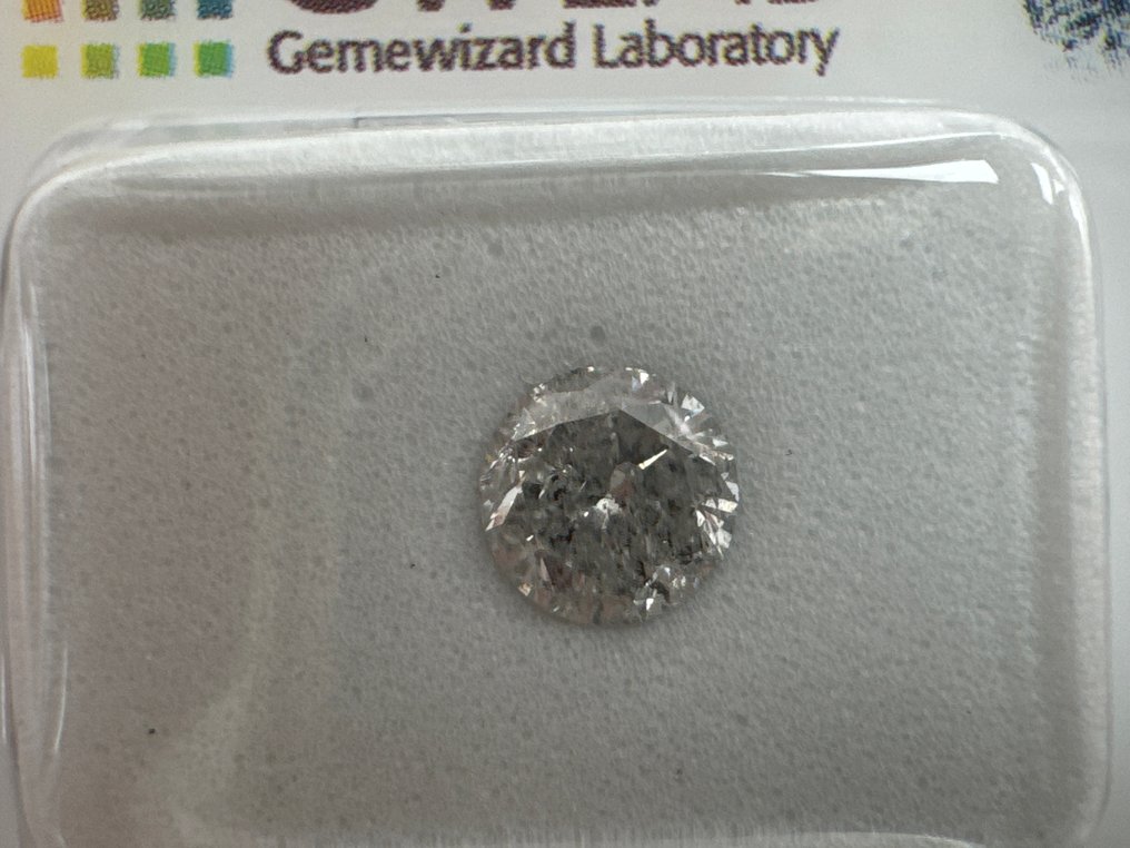 沒有保留價 - 1 pcs 鑽石 (天然) - 0.71 ct - 圓形 - E(近乎完全無色) - I1 - Gemewizard Gemological Laboratory (GWLab) #1.0