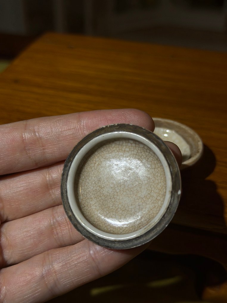 Κασέτα μονοχρωματικού κόκκινου μελάνης - Βαζάκι με καπάκι από μικρό κόκκινο γυαλιστερό glaze για - Πορσελάνη - Κίνα - Qing Dynasty (1644-1911) #4.3