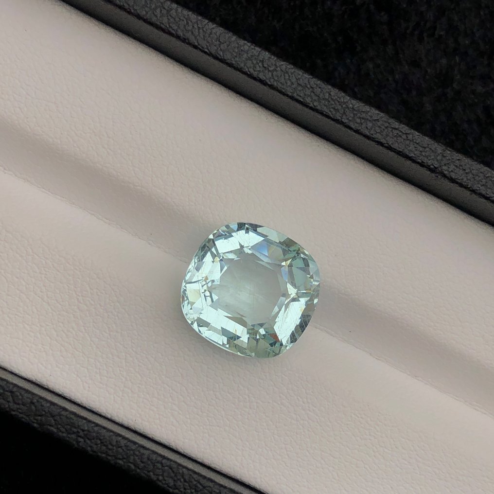 χωρίς τιμή ασφαλείας - 1 pcs Μπλε, Πράσινο Ακουαμαρίνης - 7.95 ct - International Gemological Institute (IGI) #3.2