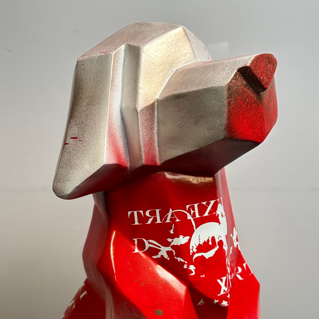 Daluxe Art - 1999 • Polygon Dog Sculpture (Mickey Mouse Theme) #4.3