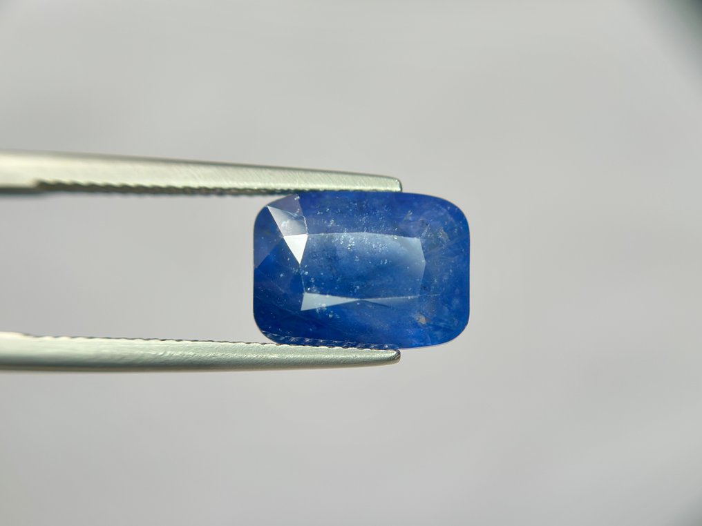 Fără preț de rezervă - 1 pcs Albastru Safir - 7.58 ct - Laboratorul Lotus Gemology din Thailanda - Safir albastru bogat din Ceylon #4.3