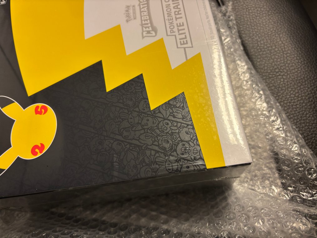 Pokémon - 1 Box - Pokémon Center Elite Trainer Box Celebrations - Sword & Shield - Celebrations #2.1