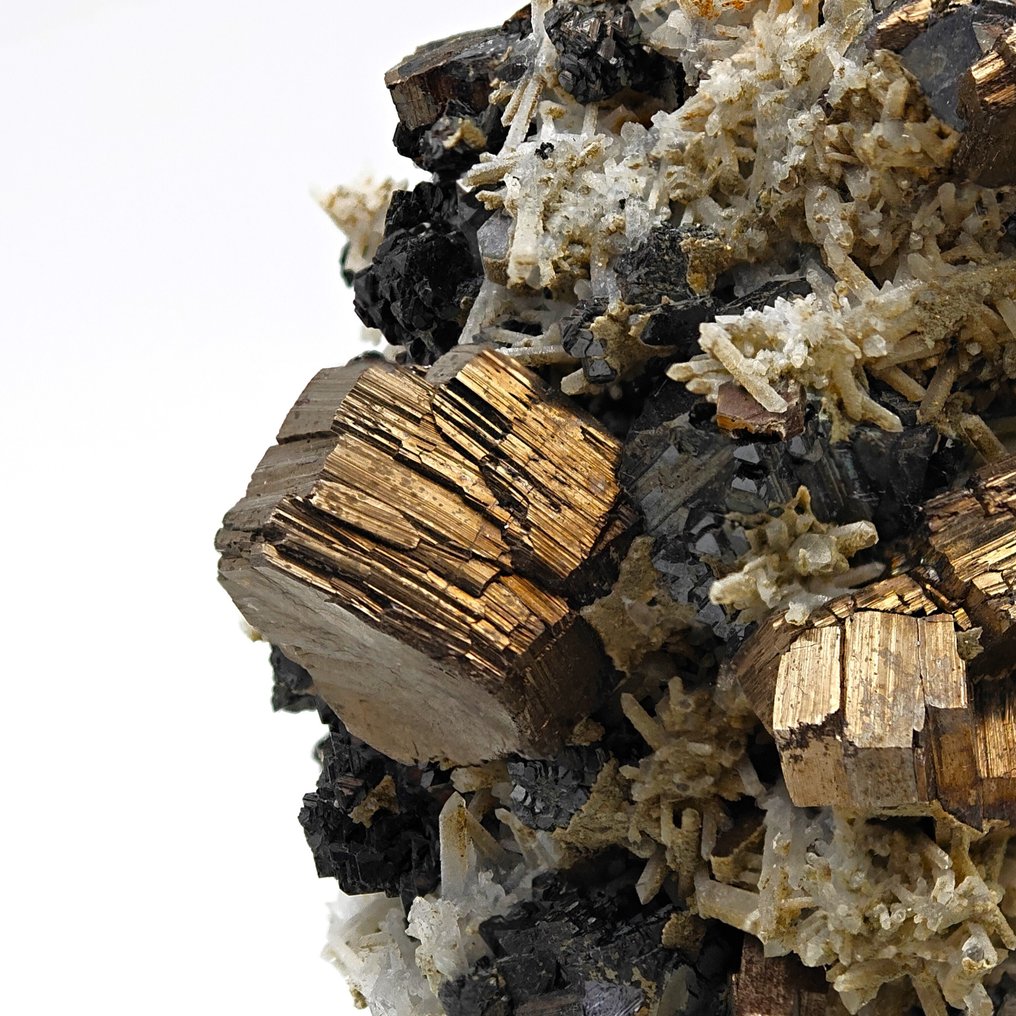 Rarest PIRROTITE, SFALERITE, and quartz, RUSSIA Crystals on matrix - Height: 69 mm - Width: 64 mm- 191 g #1.0