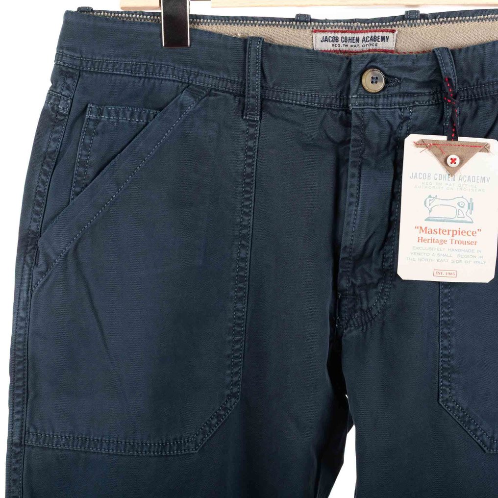 33 - Jacob Cohen - No Reserve - A105 VINTAGE - Jeans - New with tags #4.3