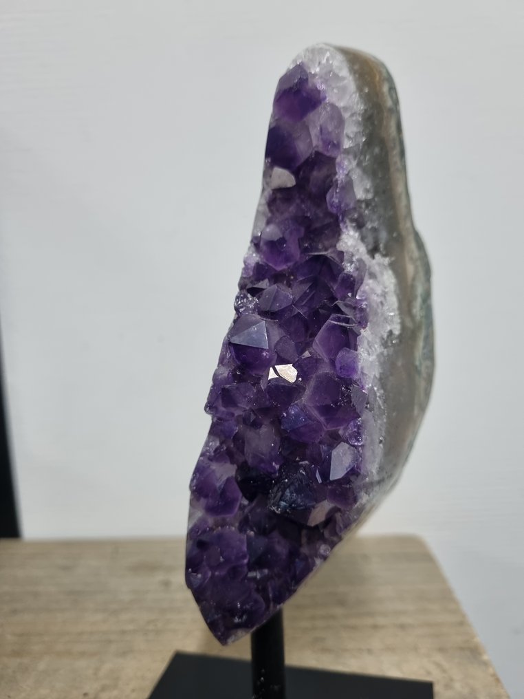 HQ 紫色紫水晶 - 搭配豪华钢制底座 - 高度: 196 mm - 宽度: 90 mm- 772 g #1.0