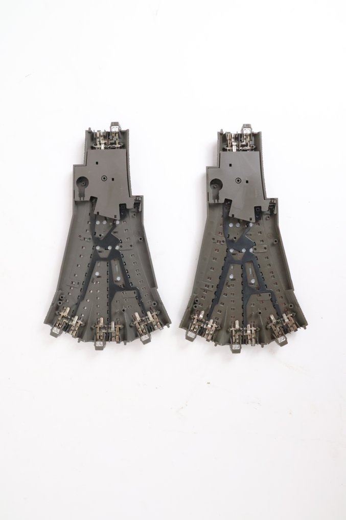 Märklin H0 - 24630 - Spår för modelltåg (2) - C-rails trevägsväxel #1.0