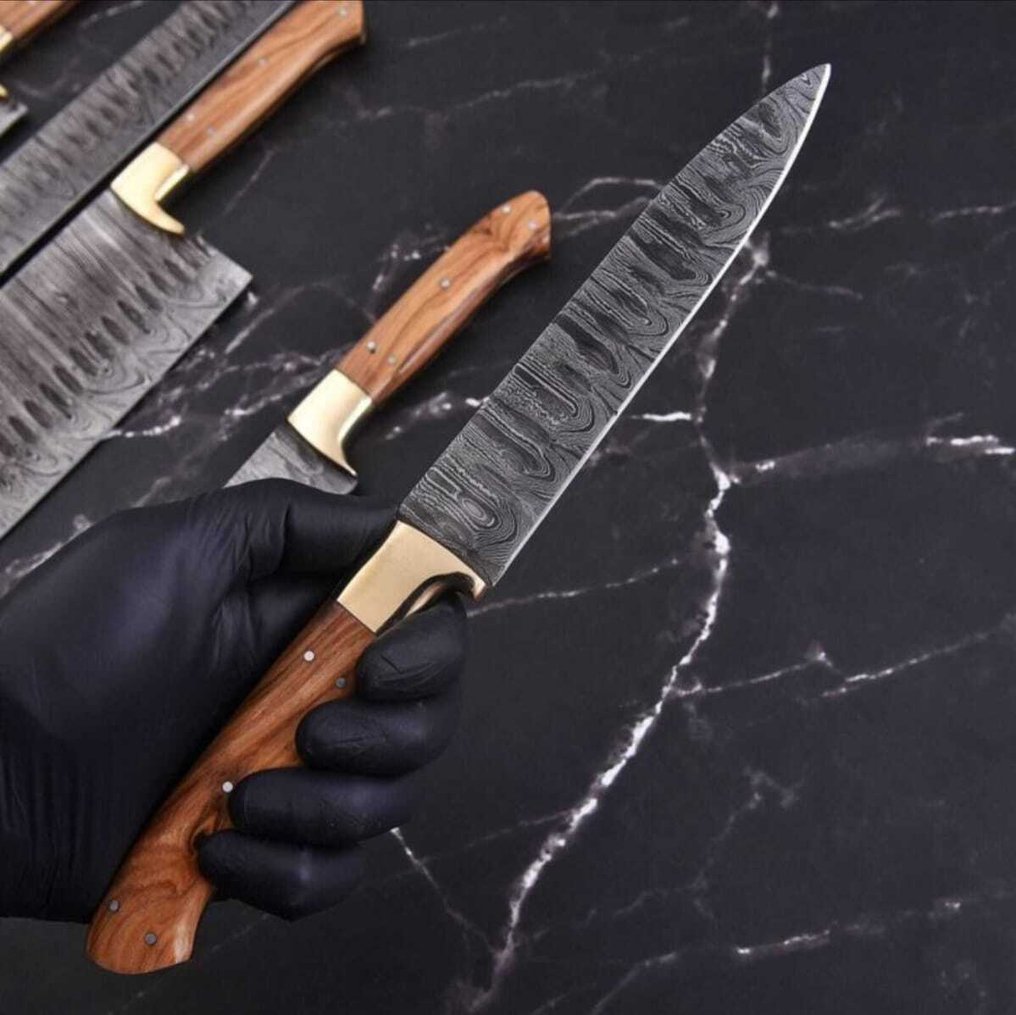 Μαχαίρι κουζίνας - Chef's knife - Διπλωμένο ατσάλι, ελιά ξύλο με μπρούντζινα στηρίγματα. - Βόρεια Αμερική #2.1