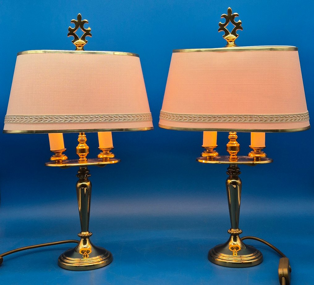 Paar Tischlampen – Messing, dreiflammig, Stoffschirm mit Borte - Lamp - Brass #1.0
