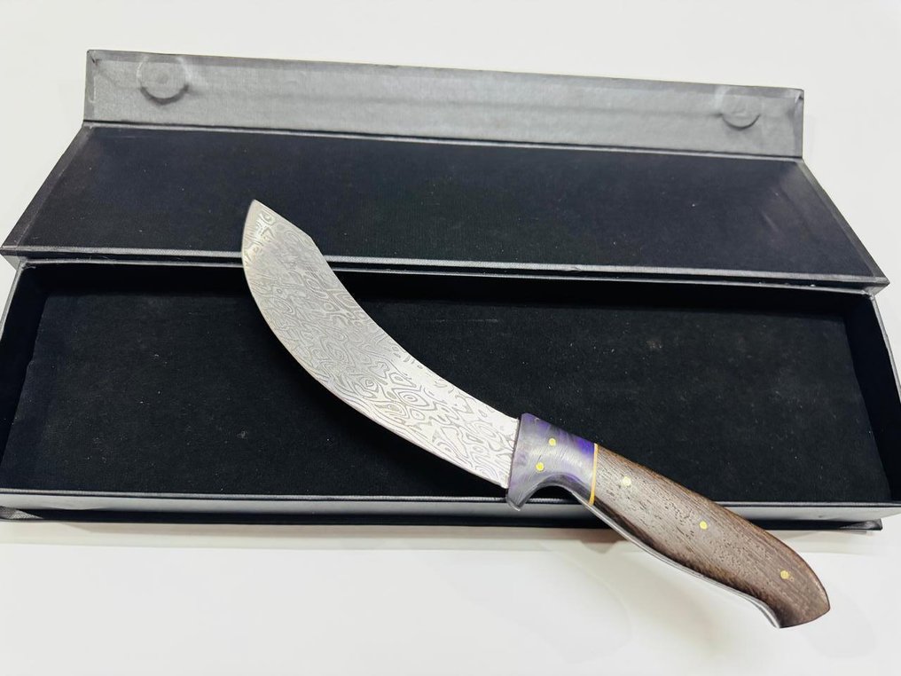 HexClad - 厨刀 - 日本屠夫刀带盒子 -  日式屠夫刀（014） - VG 10 钢材，少钢与环氧树脂，香味木柄。 - 日本 - 日本的屠夫刀 #1.0