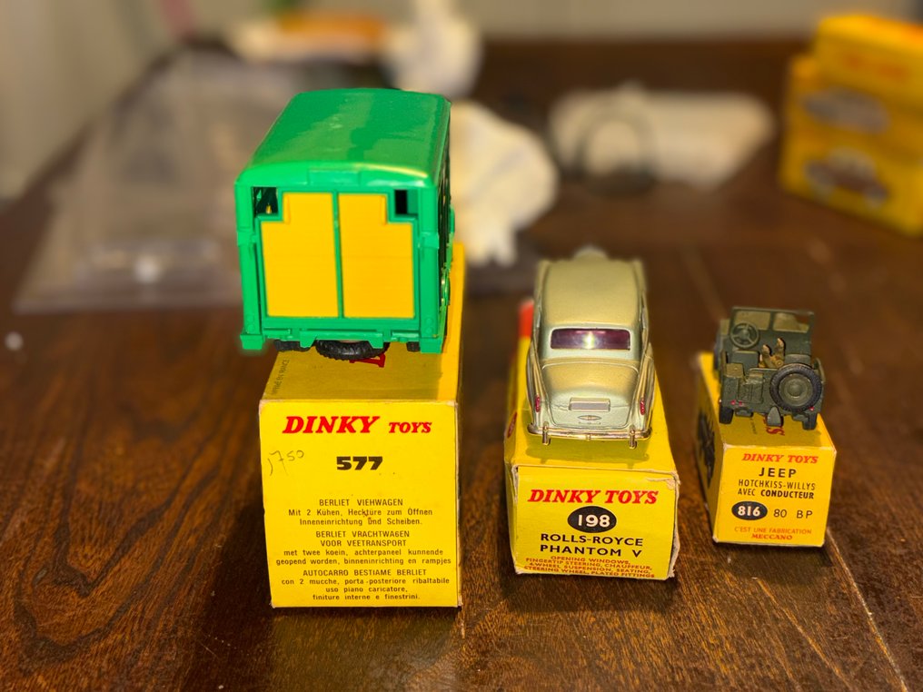 Dinky Toys - Model car  (3) - Dinky Toys 577 Berliet Viehwagen, 198 Rolls Royce Phantom V e 816 Jeep Hotchkiss Willys con - Dinky #2.1