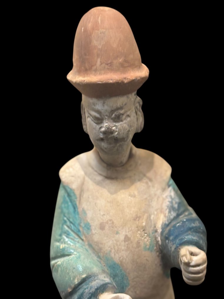 Oldtidens Kina, Ming-dynasti Terrakotta Ming Qi-figur fra en grav. - 43 cm #4.3