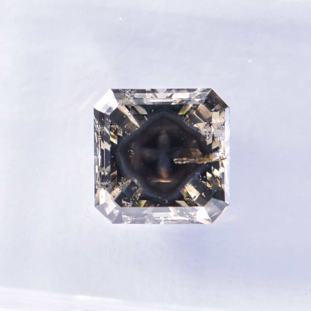 No Reserve Price - 1 pcs Diamond  (Natural coloured)  - 1.52 ct - Emerald - Fancy dark Greenish Grey - I1 - International Gemological Institute (IGI) - VG #1.0