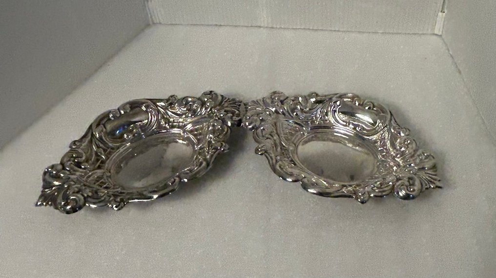 Dish (2) - .925 silver - Matching silver dishes #1.0
