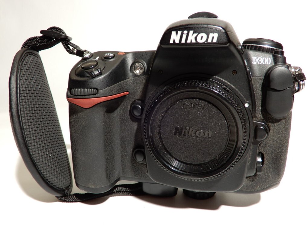 Nikon D300 Digital reflex camera (DSLR) #1.0