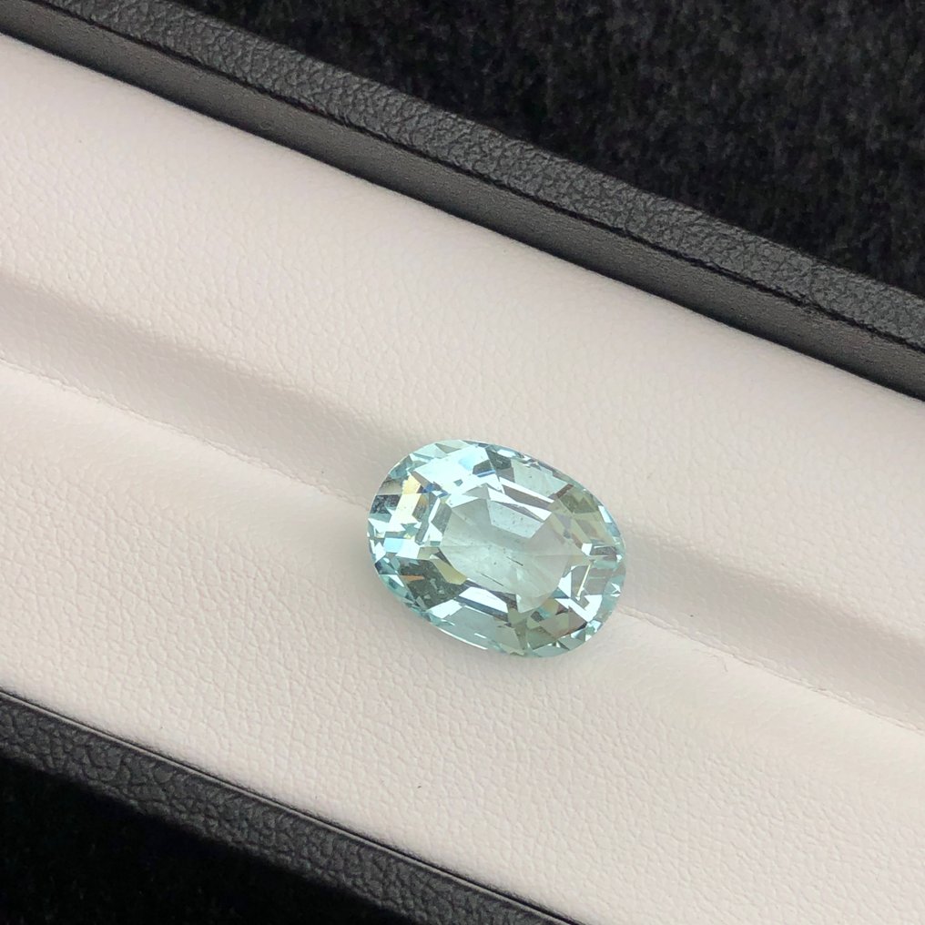 没有保留价 - 1 pcs  蓝色, 绿色 海蓝宝石  - 7.95 ct - 国际宝石研究院（IGI） #1.0