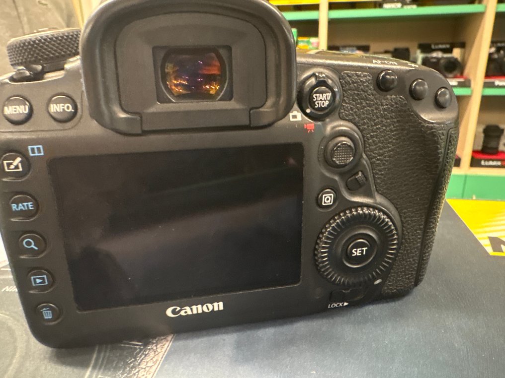 Canon EOS 5D Mark IV Digital camera #3.2