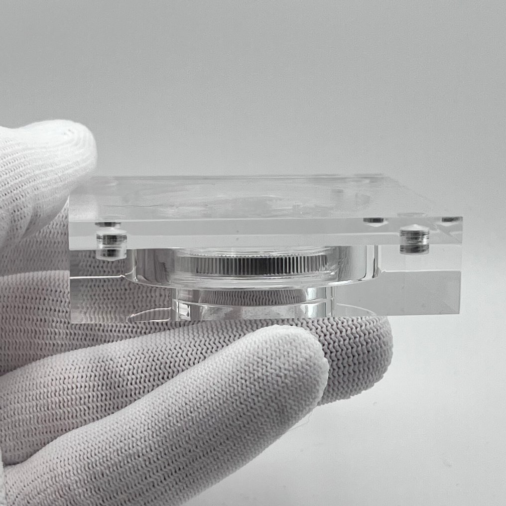 Niue. 2 Dollars 2020 – The Joker (Coin #4) – 1 oz Silver coin Prooflike – .999 Fine – Colorized #3.2