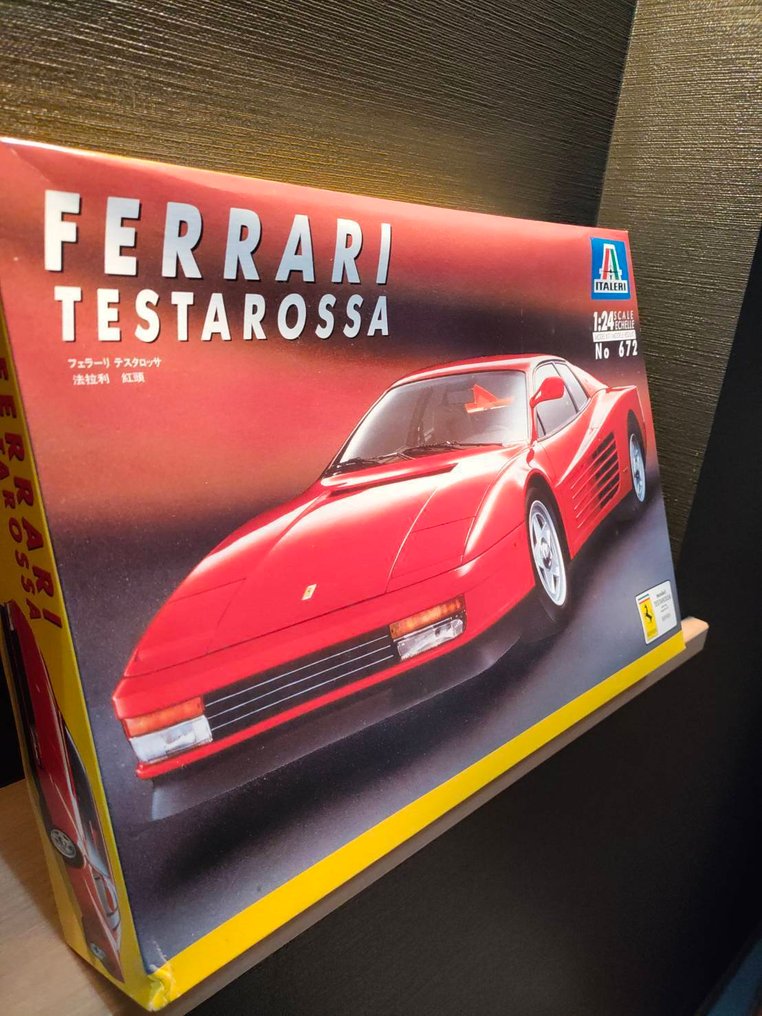ITALERI 1:24 - Modelbil - 672 Ferrari Testarossa #3.2