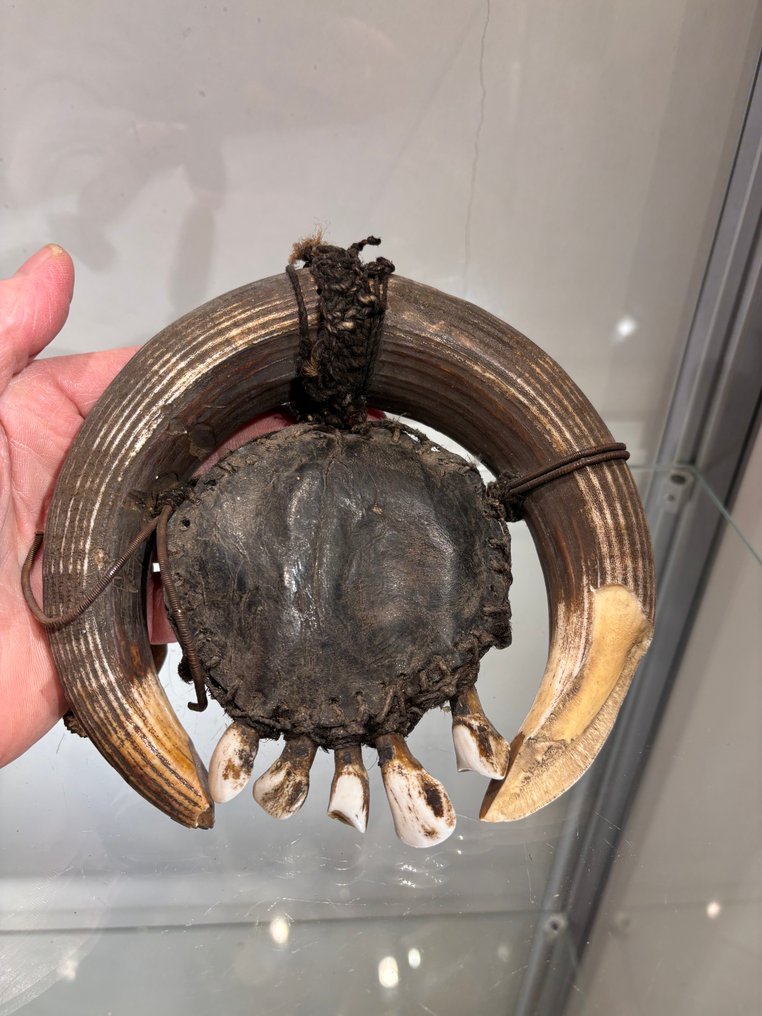 Hänge - Asmat - Västpapua  (Utan reservationspris) #4.3