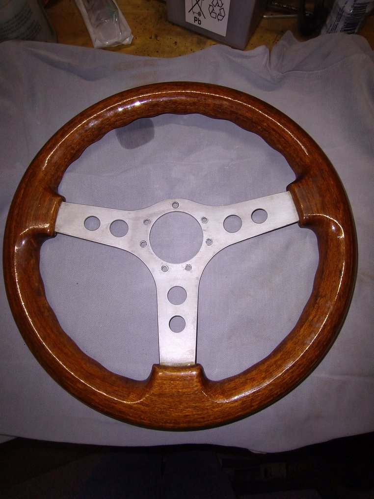Parte di auto (1) - made in Italy - volante in legno - 1970-1980 #1.0