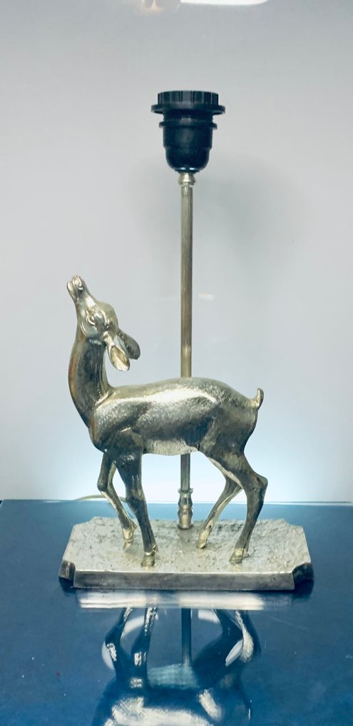 Valenti - Lampe - Valenti sølvbelagt bronze hjorte lampe - Forsølvet bronze - i stil med Valenti Deer Bronze Lamp #1.0
