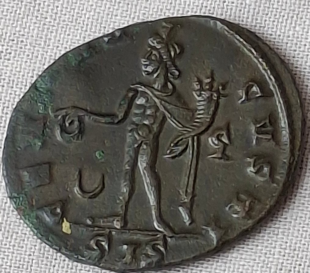 Ρωμαϊκή Αυτοκρατορία. Constantine I (AD 306-337). Follis AD 310-311 Siscia. Genio Augusti (χωρίς τιμή ασφαλείας) #1.0