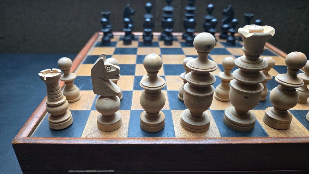 Chess set - Regency schaakstukken - Franse gamebox 1925 - Wood #3.2