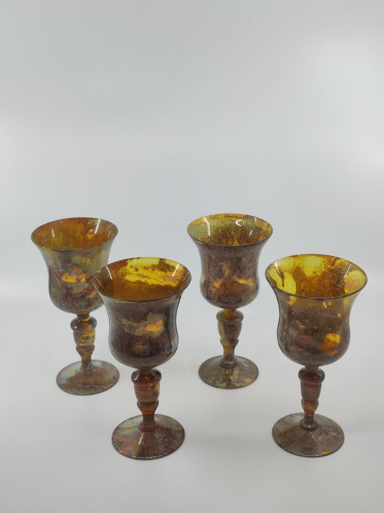 Neiman Marcus - Borospohár (4) - Üveg - Mos Agaat borospoharak. #1.0