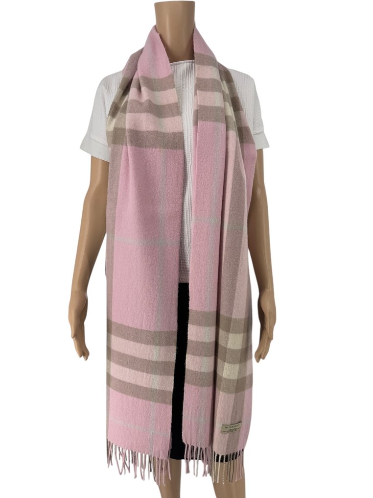Burberry - Scarf #2.1