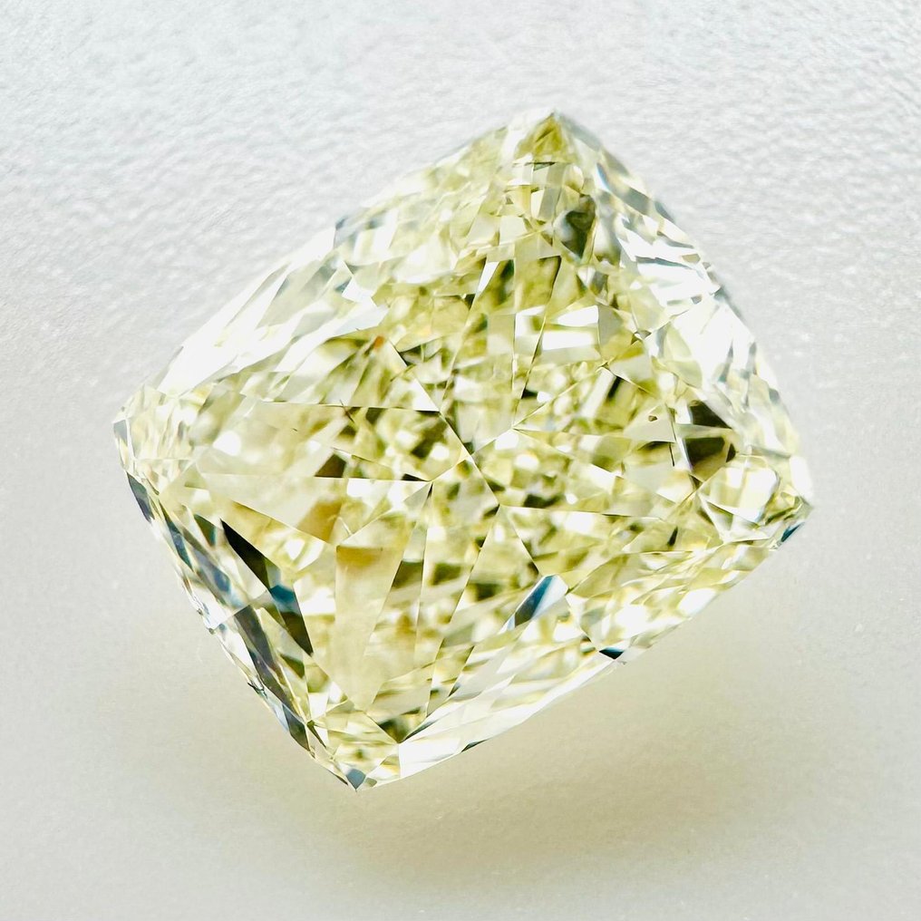 1 pcs Diamond (Natural) - 2.01 ct - Cushion - VS2 - Gemological Institute of America (GIA) #4.3