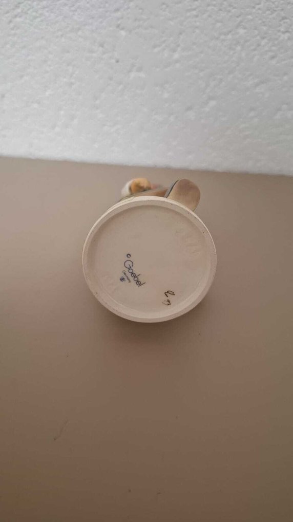 Goebel - Αγαλματίδιο - Grandma’s Girl / Großmutter wartet - TMK7 - Πορσελάνη #4.3