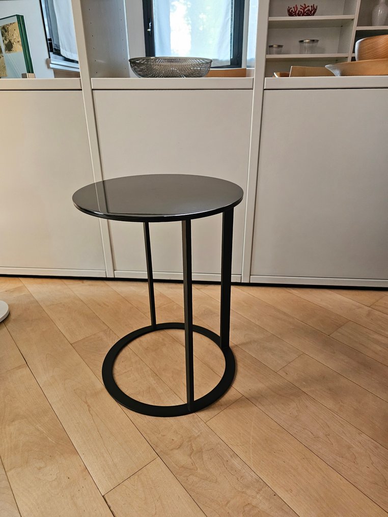 B&B Italia - Antonio Citterio - Midtstilt bord - Frank - Metall, Stål #1.0