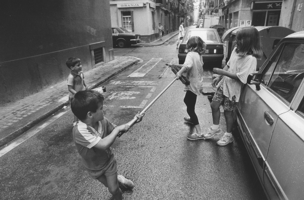 Georges Bartoli (1957) - Jeux d'enfants 1990, Barcelonne #1.0