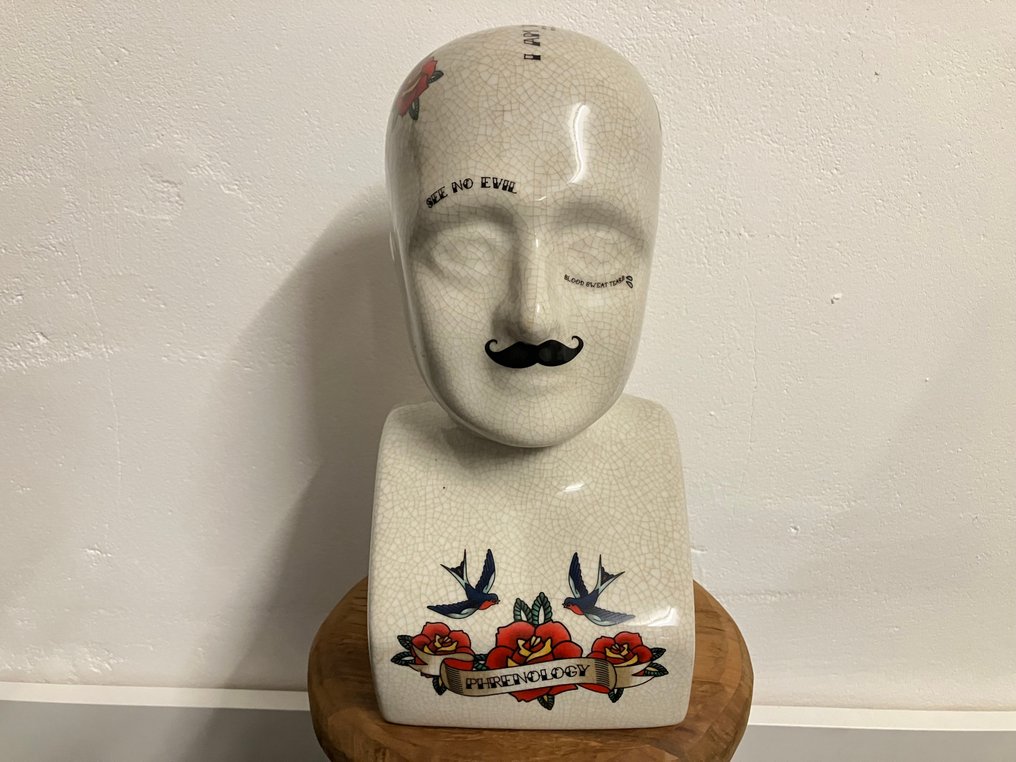 Γλυπτό, Phrenology hoofd tattoo variant. - 28.5 cm - Ραγισμένη πορσελάνη. #1.0