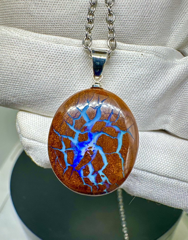 Opal Pendant - Height: 30 mm - Width: 19 mm- 4.84 g - (1) #1.0