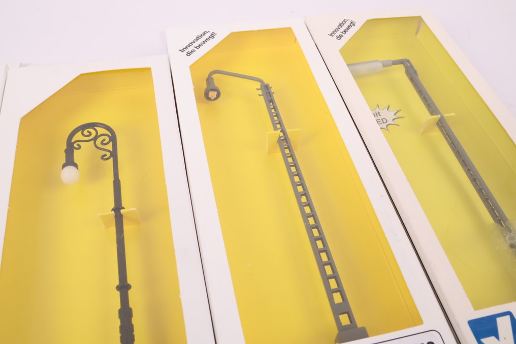 Viessmann H0 - 6030/6362/6364/6384 - Model train lighting (5) - Package with 5 diverse LED lanterns #3.2