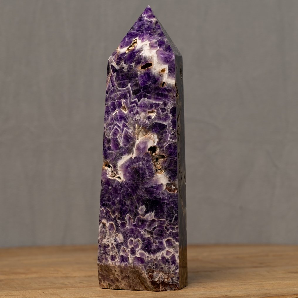 Amethyst Amethyst Quality Tower - Height: 22 cm - Width: 7.5 cm- 1380 g #1.0