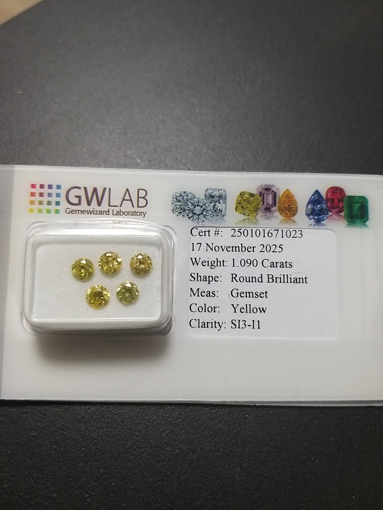 No Reserve Price - 5 pcs Diamond  (Colour-treated)  - 1.09 ct - Round Yellow - I1, SI3 - Gemewizard Gemological Laboratory (GWLab) #1.0