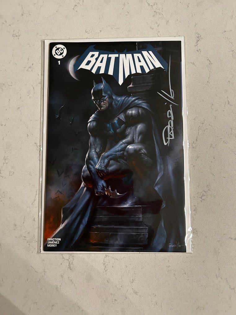 Batman (Vol. 4) #1 - Carnivore Comics Lucio Parrillo Variant - Signed by Lucio Parrillo + COA - Card Stock Affixed Cover - Print Run of 600 - 1 Signed comic - Limited edition - 2025 #4.3